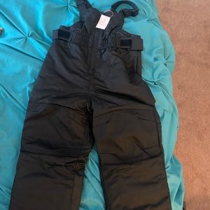 Toddler snow bibs Brand New!